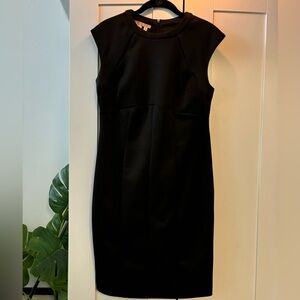 Maggy London above the knee pencil dress